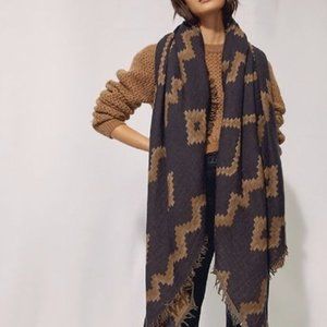 Wilfred/Aritzia Diamond Mosaic Scarf